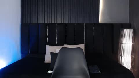 Dominic online show from 12, 1, 2026