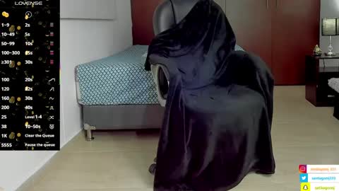 SANTI  independent model online show from 9, 4, 2026