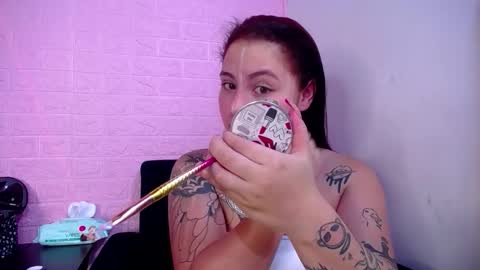   online show from 31, 10, 2025