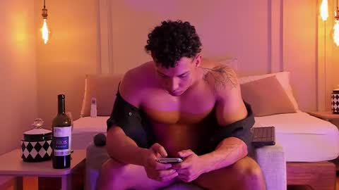 Dominick Star online show from 15, 2, 2025