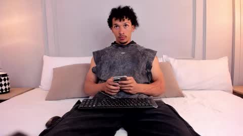 Dominick Star online show from 11, 2, 2026