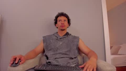 Dominick Star online show from 18, 2, 2026