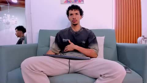 Dominick Star online show from 24, 2, 2026