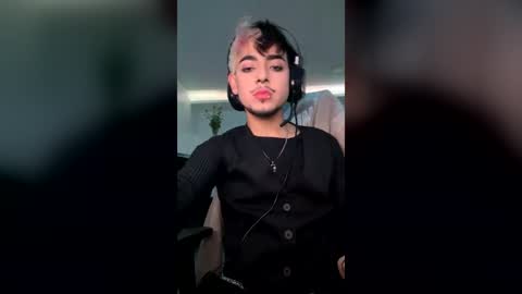 Snapshot of dominikeclipsex chatting on 3, 7, 2026 Dominik Eclipse online show from 3, 7, 2026