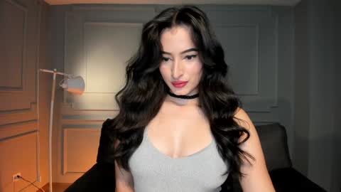 Dominique online show from 13, 1, 2025