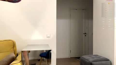 Snapshot of domitilabarrus chatting on 8, 5, 2026 Kira online show from 8, 5, 2026