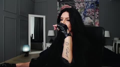 Dom Melisa online show from 13, 12, 2024