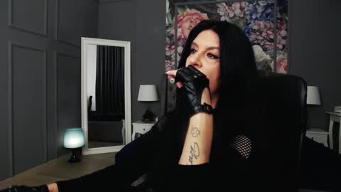 Dom Melisa online show from 27, 1, 2025