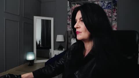 Dom Melisa online show from 4, 2, 2025