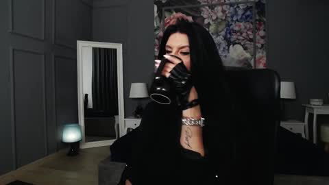 Dom Melisa online show from 7, 3, 2025