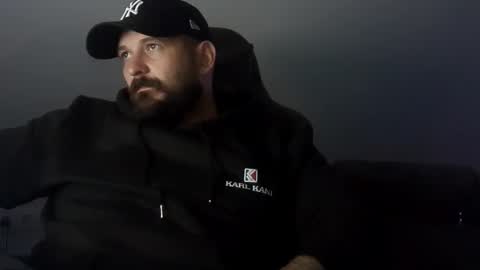 donchriiis online show from 5, 11, 2025