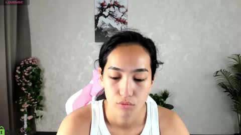 Snapshot of donnaa_drew chatting on 21, 9, 2025 Aura online show from 21, 9, 2025