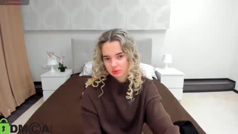 Donna On GMT2 Mon-Fri 3-9 AM online show from 11, 1, 2026