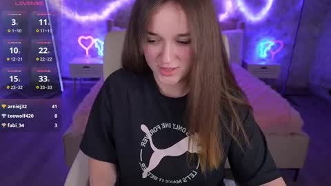 DONNA online show from 9, 3, 2025