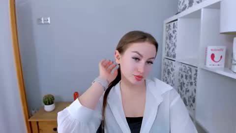 DonnaSensual online show from 11, 11, 2025