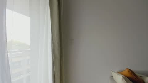 Donatella online show from 21, 1, 2025