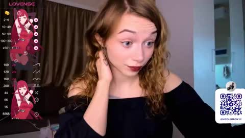 Snapshot of dontoke_ chatting on 18, 11, 2025 Nicole online show from 18, 11, 2025