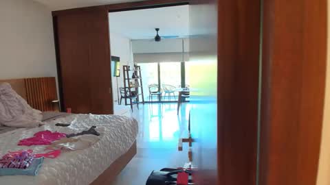 Snapshot of dontpeekmilfnextdoor chatting on 2, 3, 2026 DontPeekMILFNextDoor online show from 2, 3, 2026