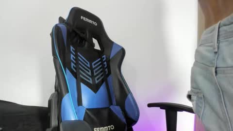 dorman_boy online show from 3, 3, 2026