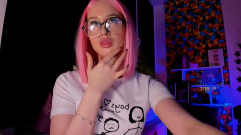 Snapshot of dorothygilbert chatting on 11, 3, 2025 Next stream November 24 online show from 11, 3, 2025