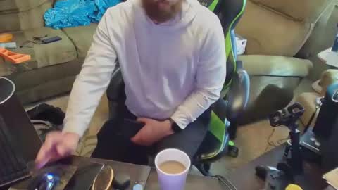 Snapshot of dotyoureyezez chatting on 12, 12, 2024 DotYourEyezez online show from 12, 12, 2024