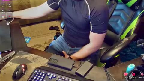 Snapshot of dotyoureyezez chatting on 28, 12, 2024 DotYourEyezez online show from 28, 12, 2024