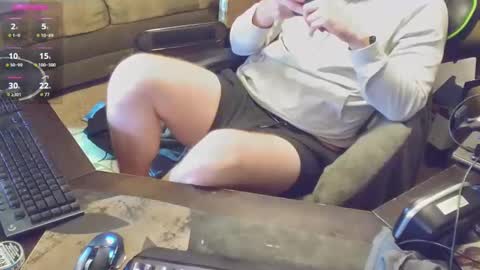 Snapshot of dotyoureyezez chatting on 15, 1, 2025 DotYourEyezez online show from 15, 1, 2025