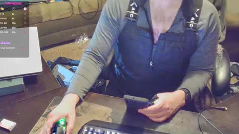 Snapshot of dotyoureyezez chatting on 16, 2, 2025 DotYourEyezez online show from 16, 2, 2025