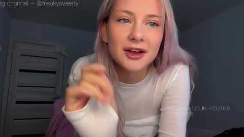 Lana  Eva  dont forget to give us a thumb up online show from 13, 10, 2025