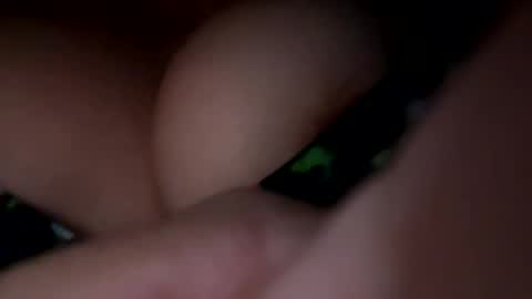 Snapshot of doubledeeboobies chatting on 31, 10, 2025 doubledeeboobies online show from 31, 10, 2025