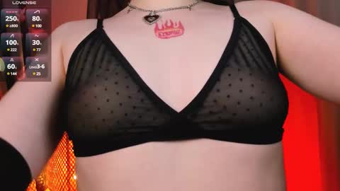 Snapshot of doublee_trouble chatting on 6, 2, 2025 Eva ana Liza online show from 6, 2, 2025