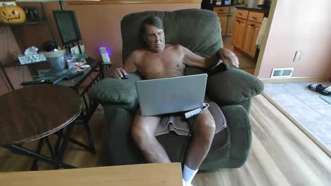 Snapshot of doubletrouble59 chatting on 6, 10, 2025 Double Trouble online show from 6, 10, 2025