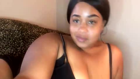 dove_love22 online show from 9, 11, 2025