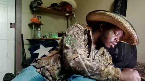 MrPirated online show from 22, 4, 2026