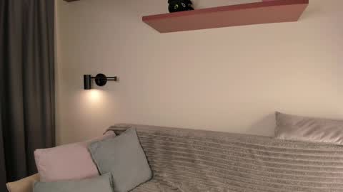 Mervin  online show from 21, 2, 2025