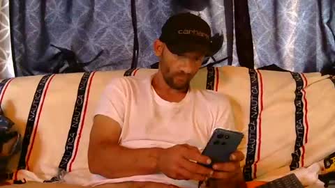 Snapshot of dragonoid96 chatting on 16, 6, 2026 lovemachine online show from 16, 6, 2026