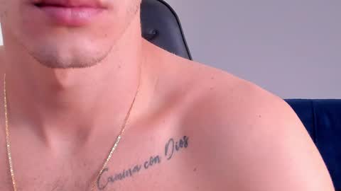 drake_carter1 online show from 8, 2, 2025