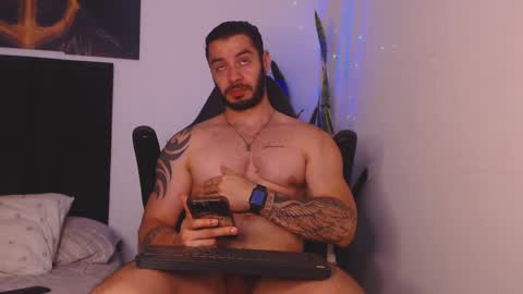 drake_cole11 online show from 25, 1, 2025