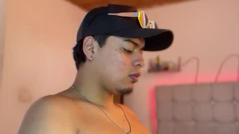 Snapshot of drakenn_ chatting on 19, 2, 2026 drakeeee online show from 19, 2, 2026