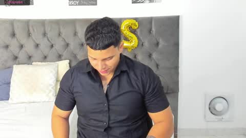 Snapshot of drakesmith01 chatting on 10, 3, 2025 Drake Smith online show from 10, 3, 2025