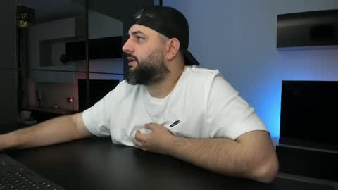 Snapshot of dravenpeak chatting on 12, 5, 2026 DravenPeak online show from 12, 5, 2026