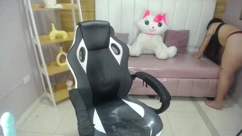 Draviana  online show from 5, 10, 2025