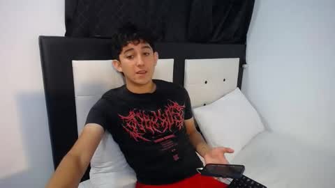 Snapshot of dravith_and_valery chatting on 14, 2, 2026 -- nicolle and jhon -- online show from 14, 2, 2026