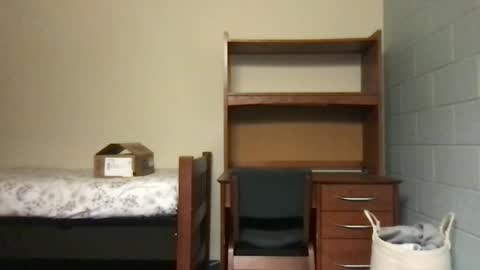 ur dream girl online show from 25, 2, 2025