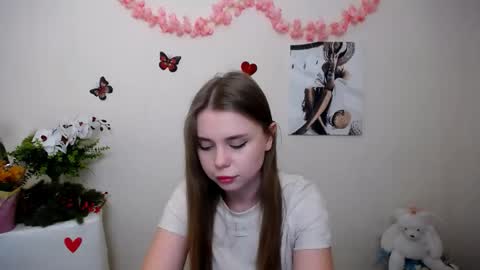 Mari online show from 12, 3, 2026