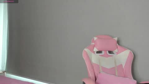 Snapshot of dream_team4 chatting on 17, 11, 2025 dream team online show from 17, 11, 2025