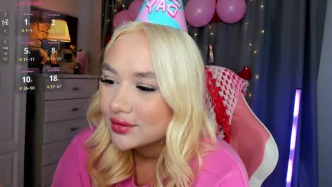 Snapshot of dreamaise chatting on 24, 5, 2026 Mary pvt open use pink and blue app lovense online show from 24, 5, 2026