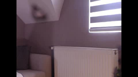 A girl online show from 7, 1, 2025