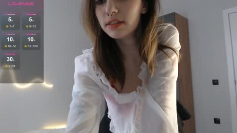 Snapshot of dreamhale chatting on 7, 2, 2025 Hello im Eva online show from 7, 2, 2025