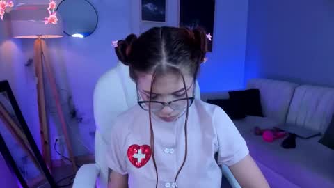 dreamleah_ online show from 24, 3, 2026